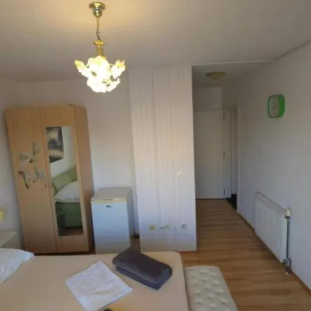 Appartement Peaceful With Style - Classsic Two Bedroom Trogir