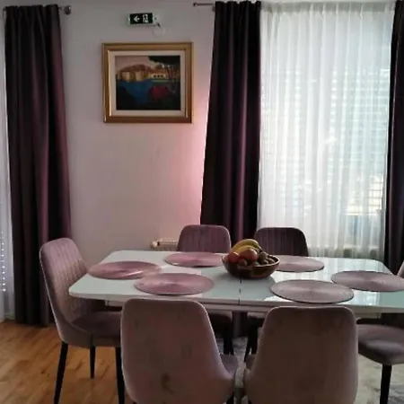 Appartement Peaceful With Style - Classsic Two Bedroom *